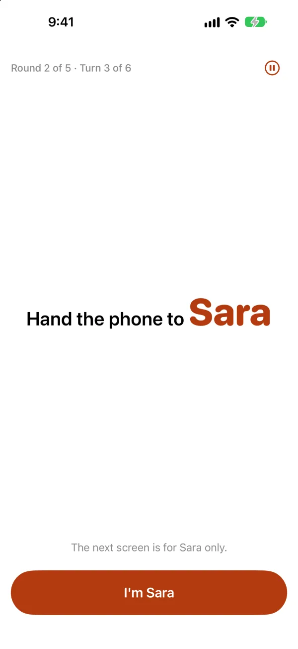 Cover screen: “Hand the phone to Sara”, round 2 of 5